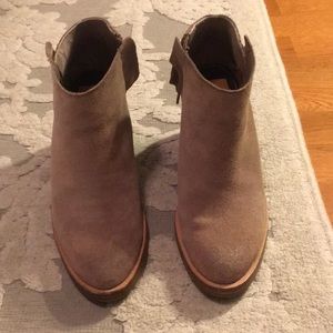 Dolce vita light brown suede booties